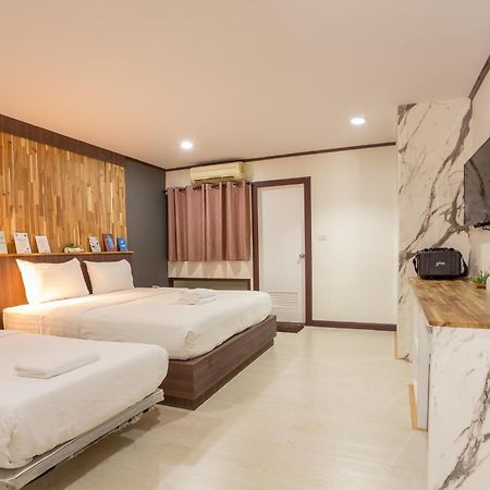 Phimai Paradise Boutique Hotel Nakhonratchasima Exteriör bild