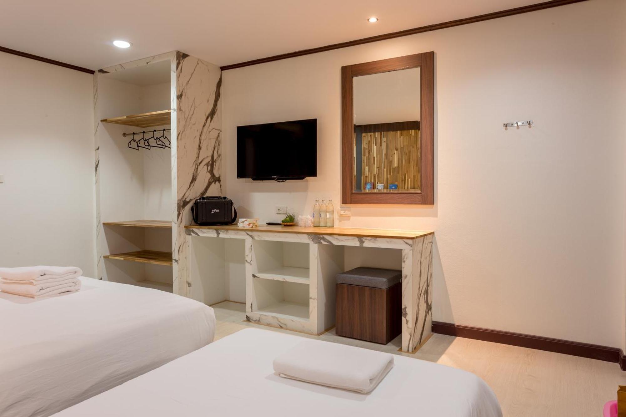 Phimai Paradise Boutique Hotel Nakhonratchasima Exteriör bild