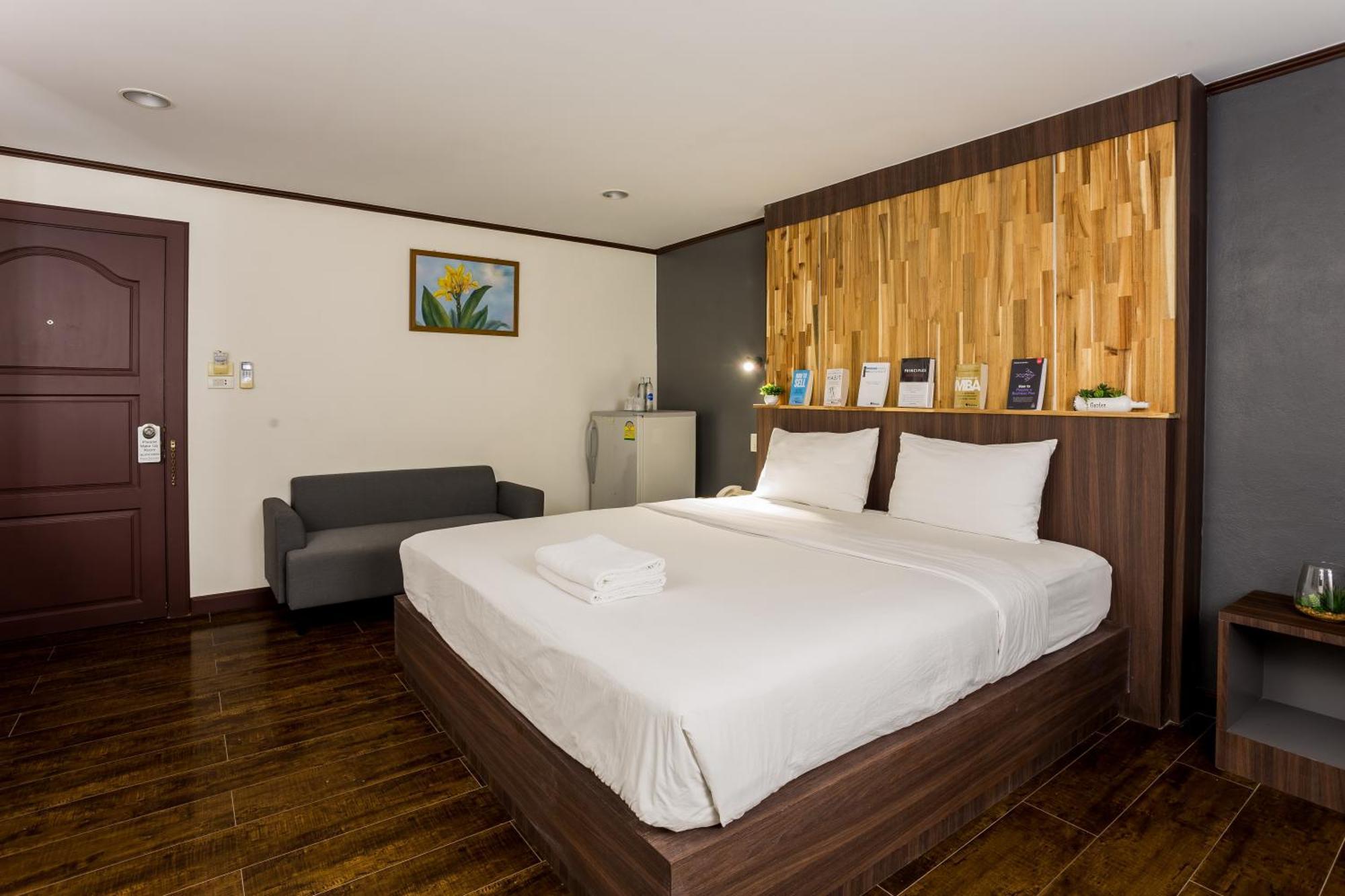 Phimai Paradise Boutique Hotel Nakhonratchasima Exteriör bild