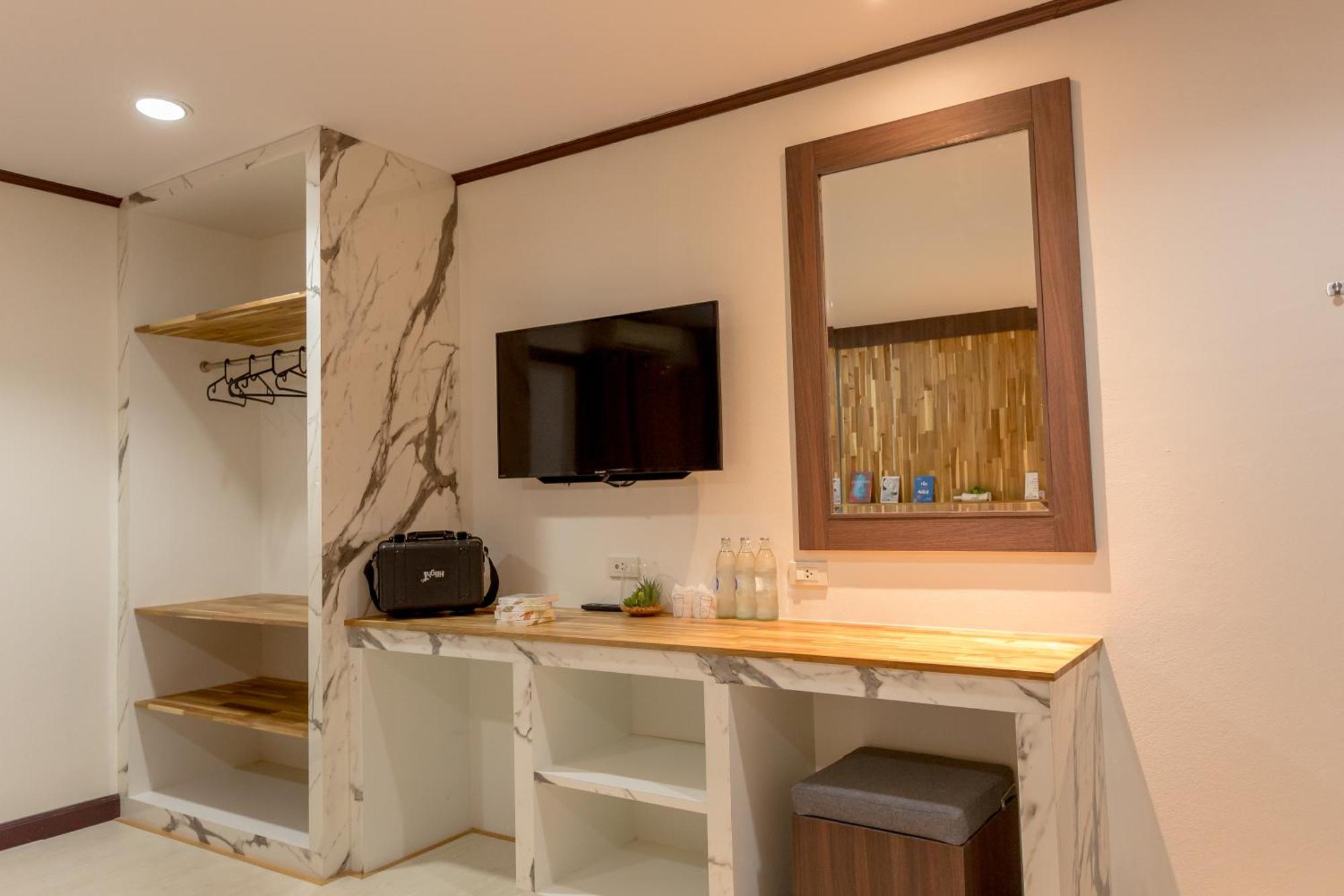 Phimai Paradise Boutique Hotel Nakhonratchasima Exteriör bild