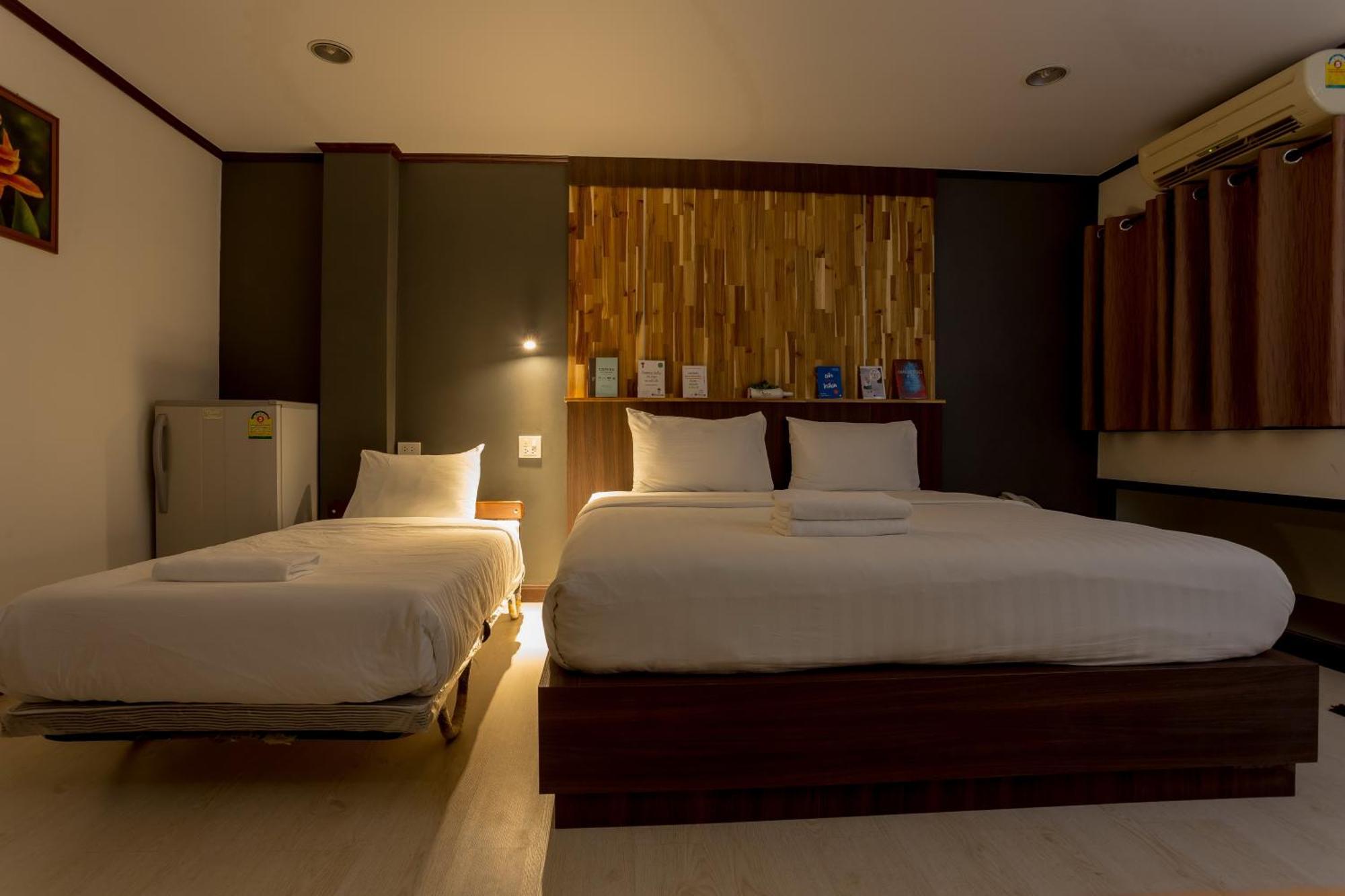 Phimai Paradise Boutique Hotel Nakhonratchasima Exteriör bild
