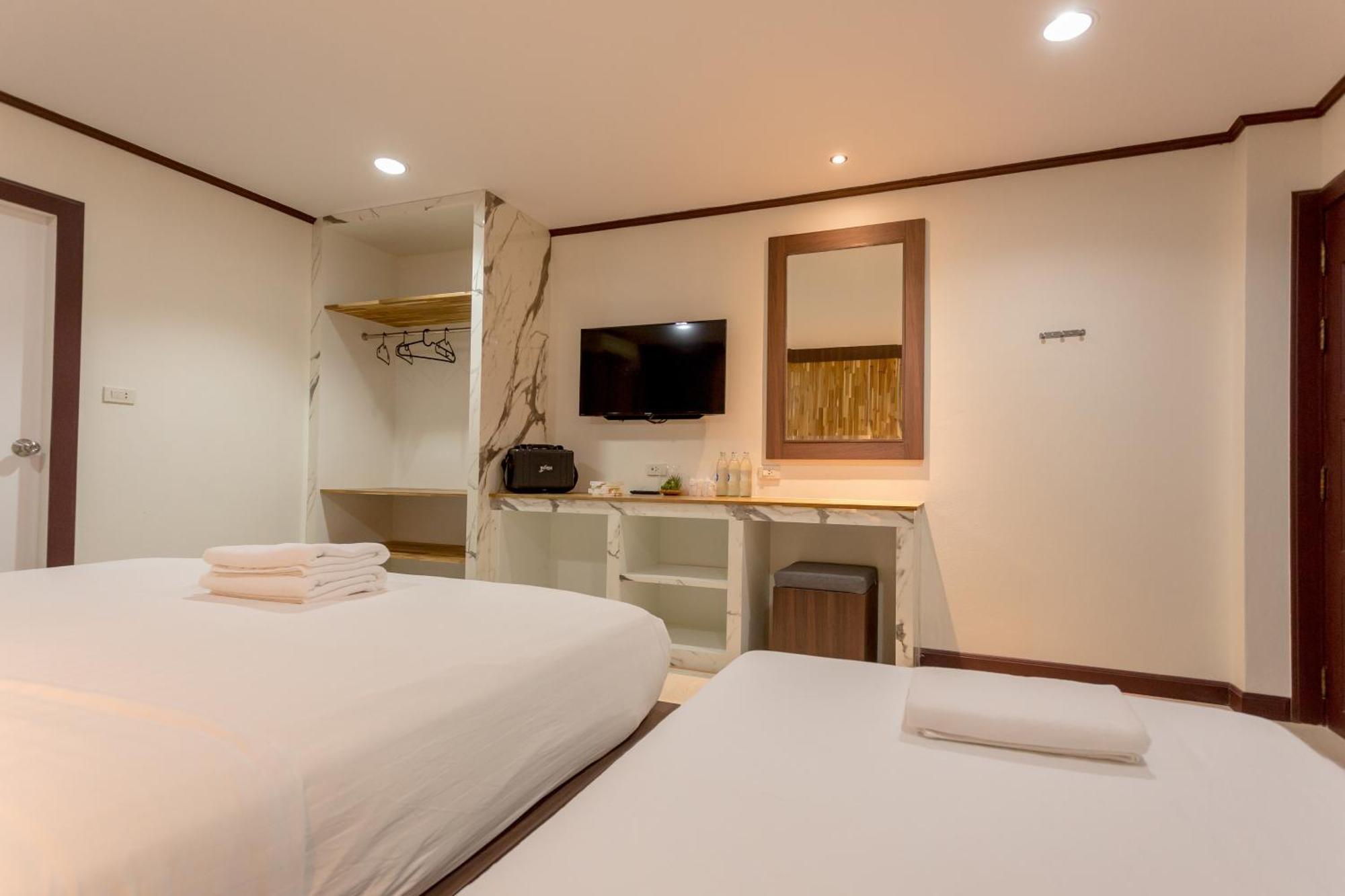 Phimai Paradise Boutique Hotel Nakhonratchasima Exteriör bild