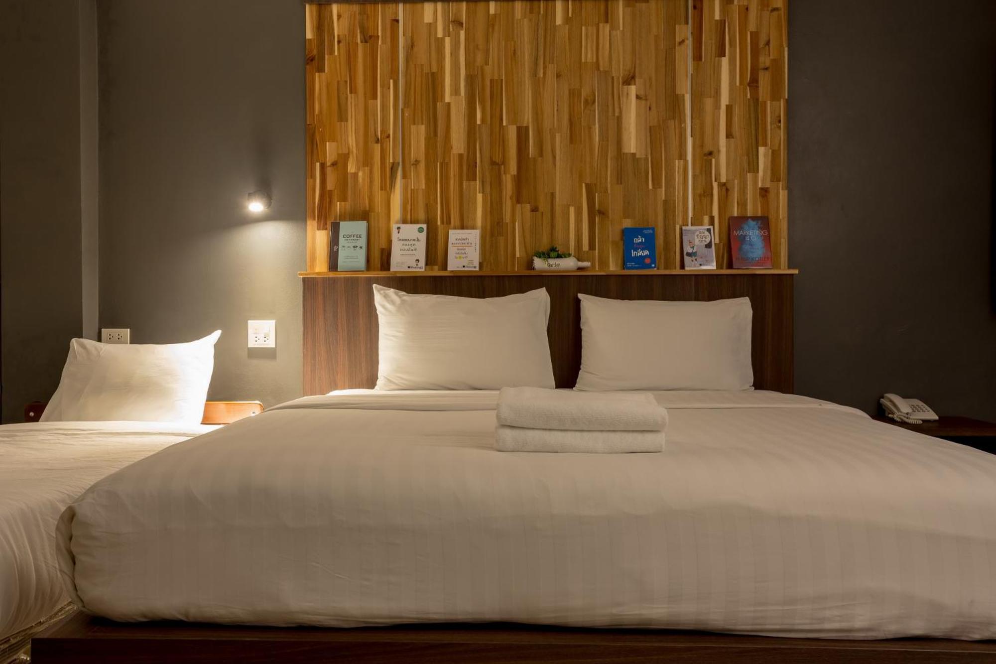 Phimai Paradise Boutique Hotel Nakhonratchasima Exteriör bild