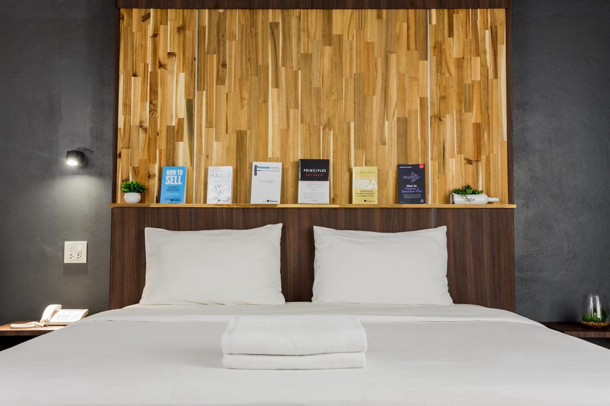 Phimai Paradise Boutique Hotel Nakhonratchasima Exteriör bild