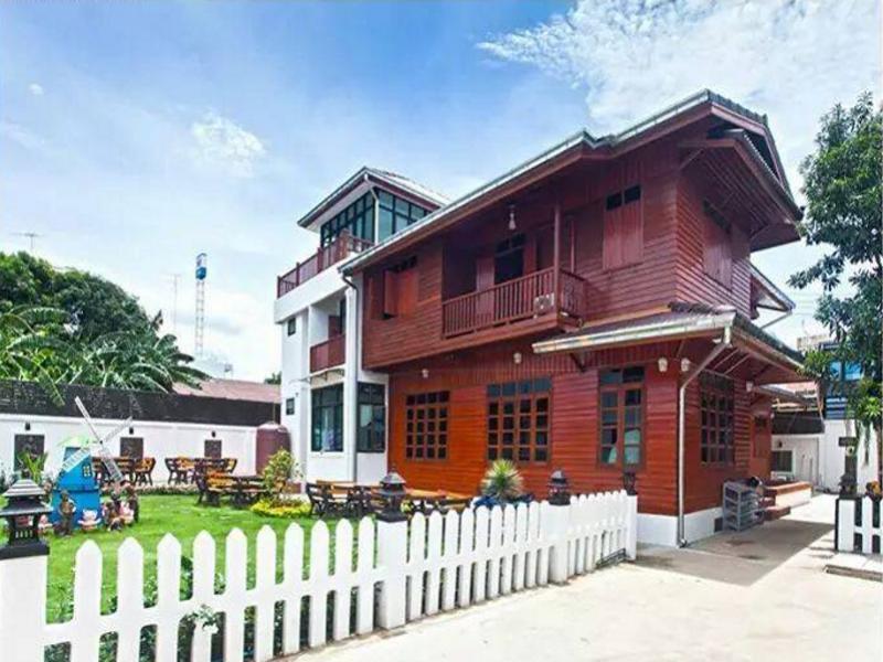 Phimai Paradise Boutique Hotel Nakhonratchasima Exteriör bild